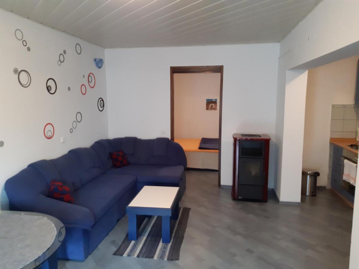 Ksenija Apartment *